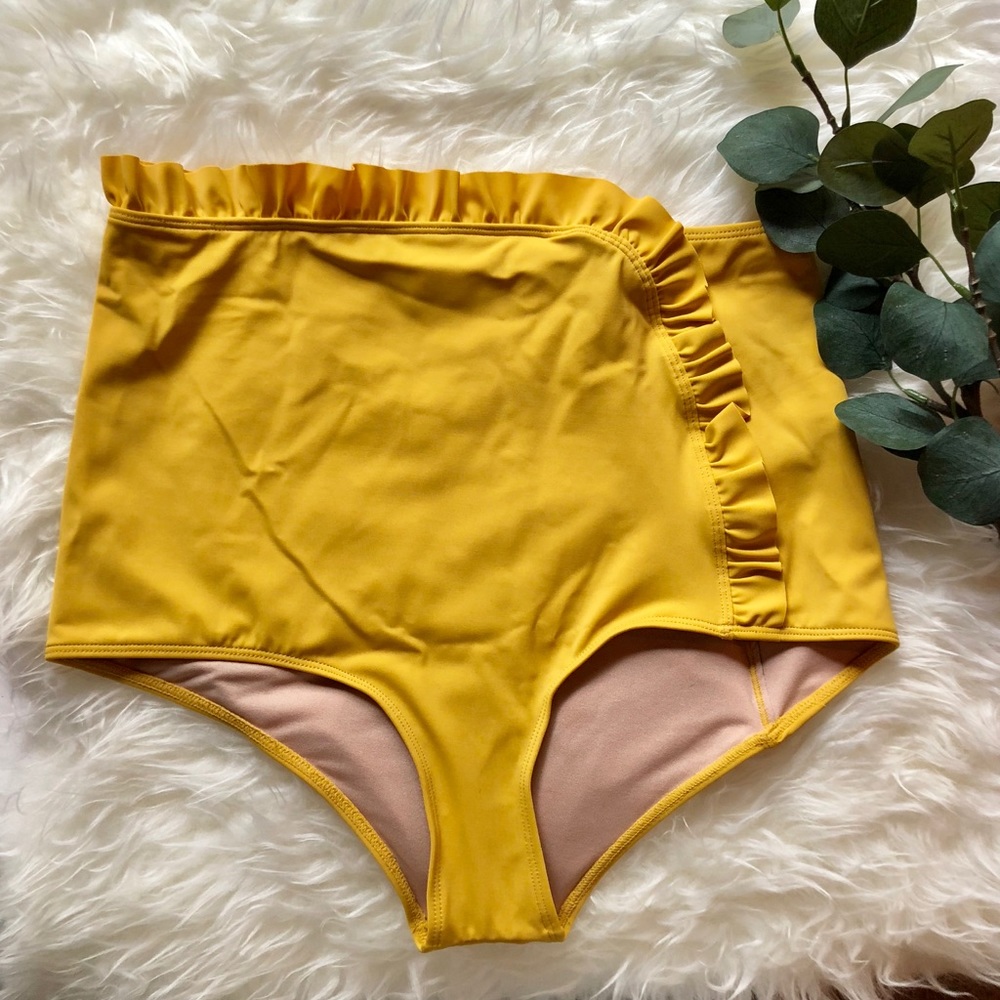 Yellow Swim Suit 💛